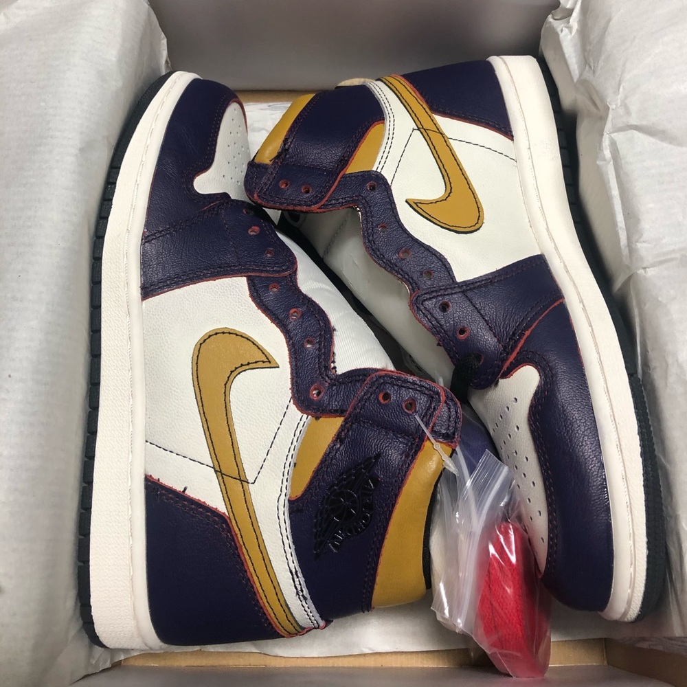 La to Chi Jordan 1